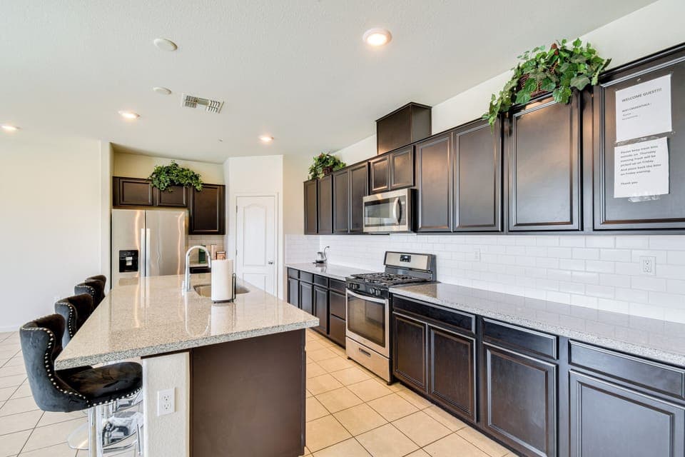 Kitchen | Single-Story House | In-Unit Laundry | Self Check-In