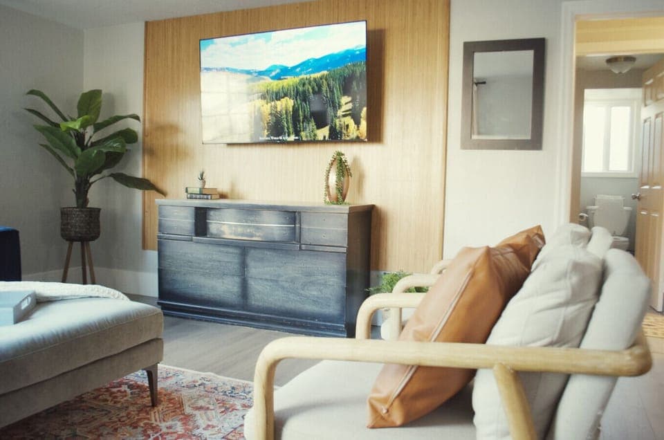 Kick back and enjoy your favorite shows.