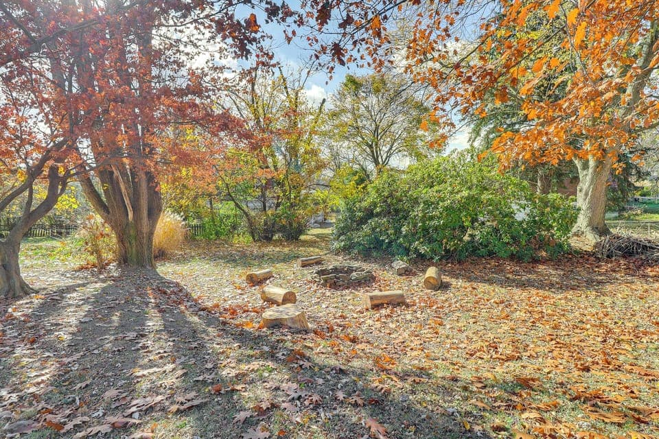 Yard Space | Fire Pit (Firewood Provided) | Swings | Horseshoes