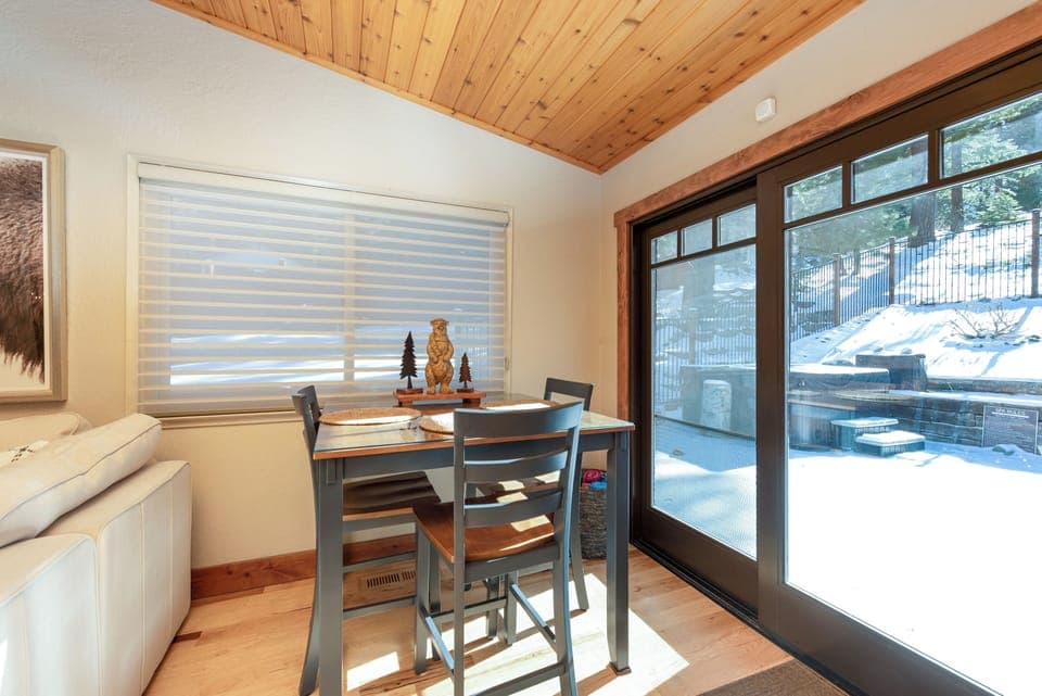 breakfast nook/ kitchen/ to backyard