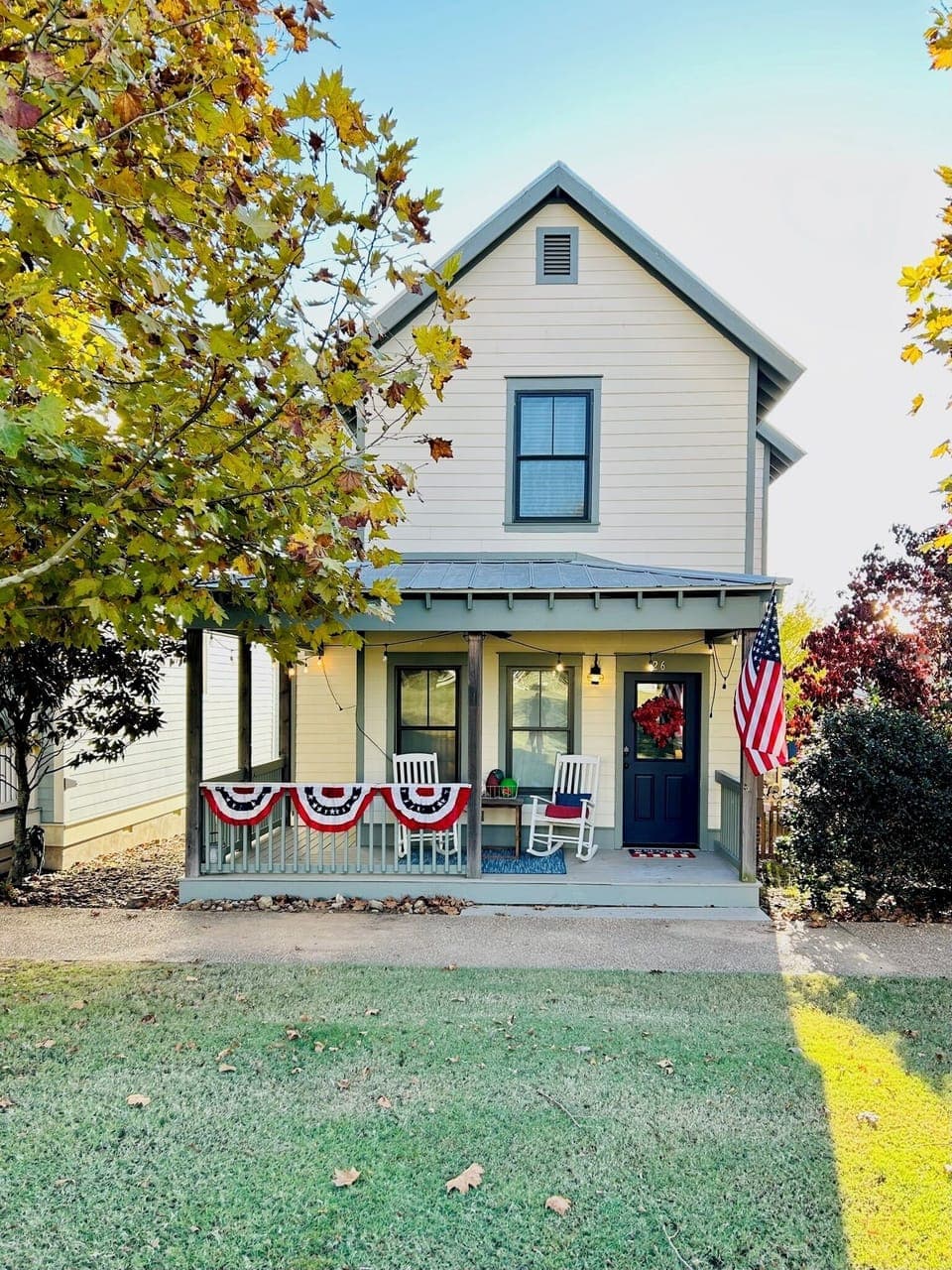 Welcome to Independence Stay, where you have the freedom to relax and play!