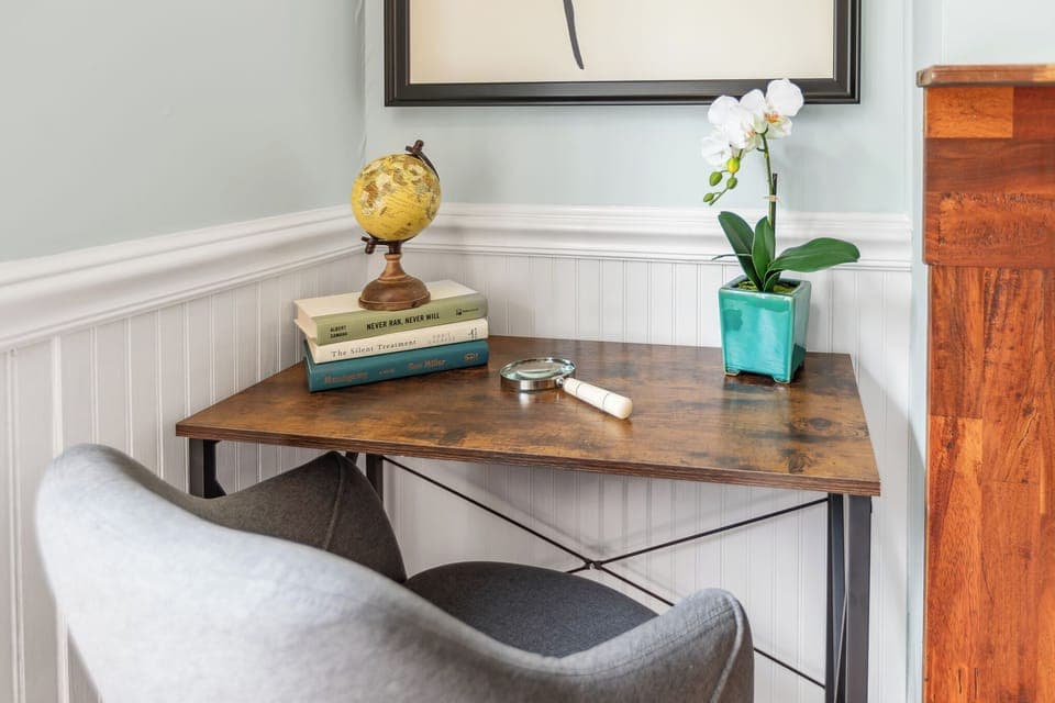 A desk for working remote