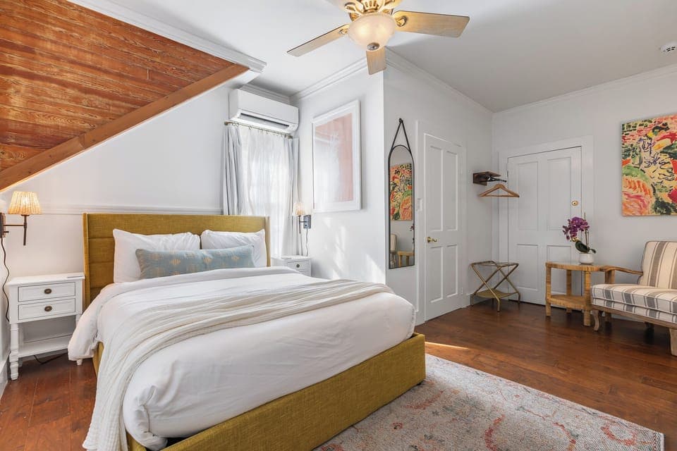 Welome to The Whitehead Room!