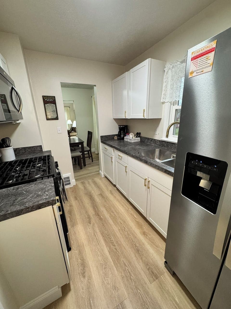 Fully Stocked Kitchen