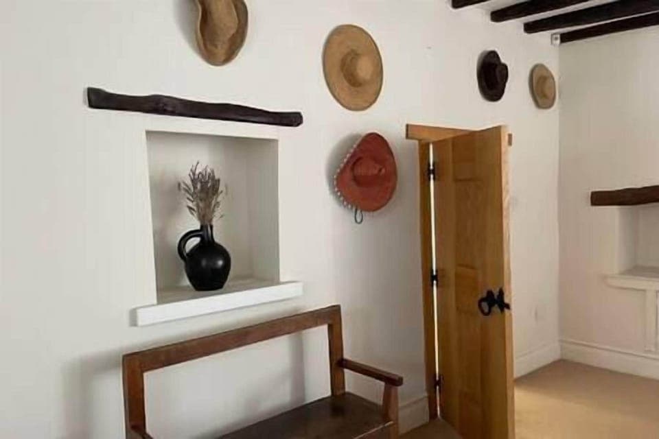 76deb7a9-2d52-4c08-a7ee-d756f5f8286c