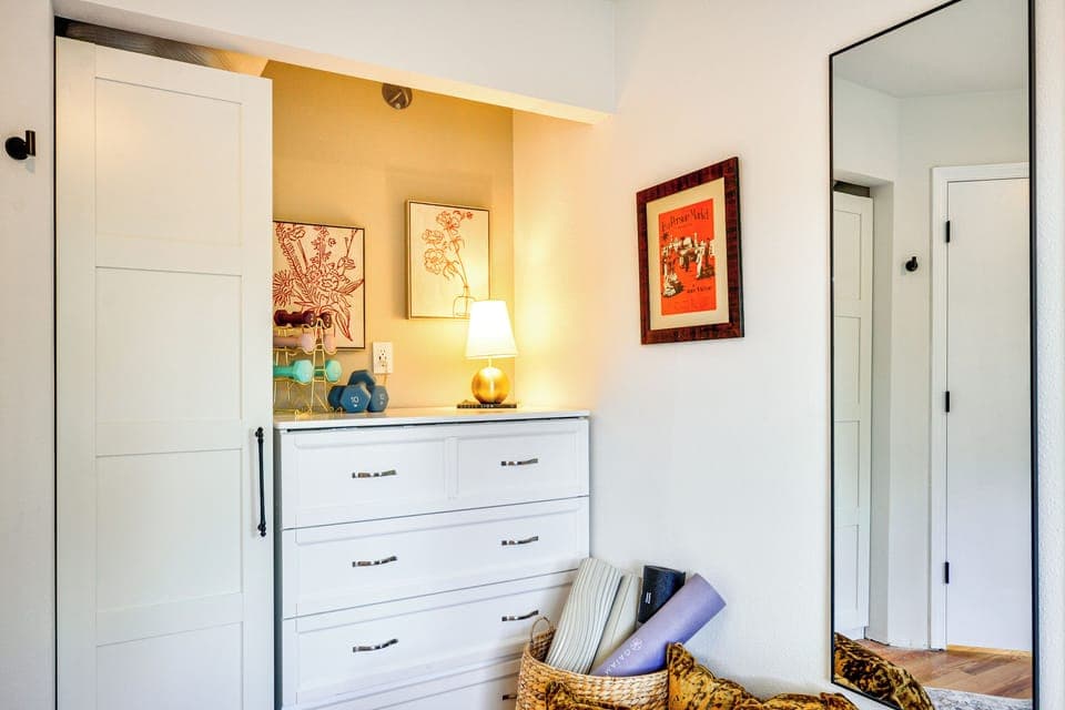 Office | Twin Murphy Bed | Twin Rollaway Bed