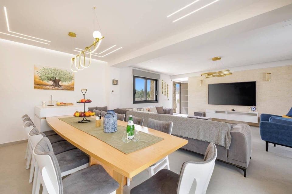 Villa Elaiodendro image