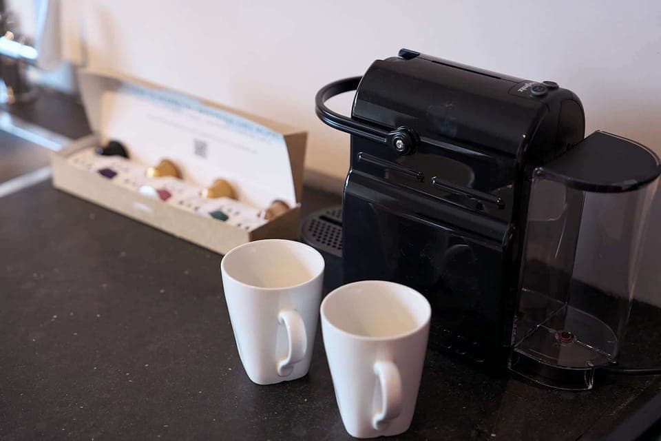 Coffee machine and coffee for your mornings