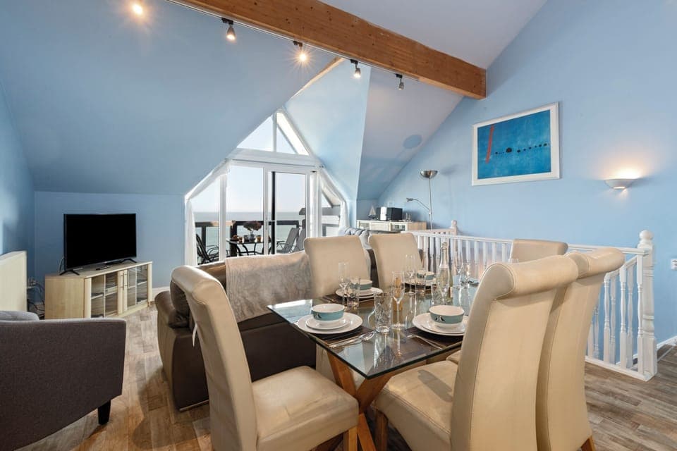 Panoramic Sea Views, with Parking