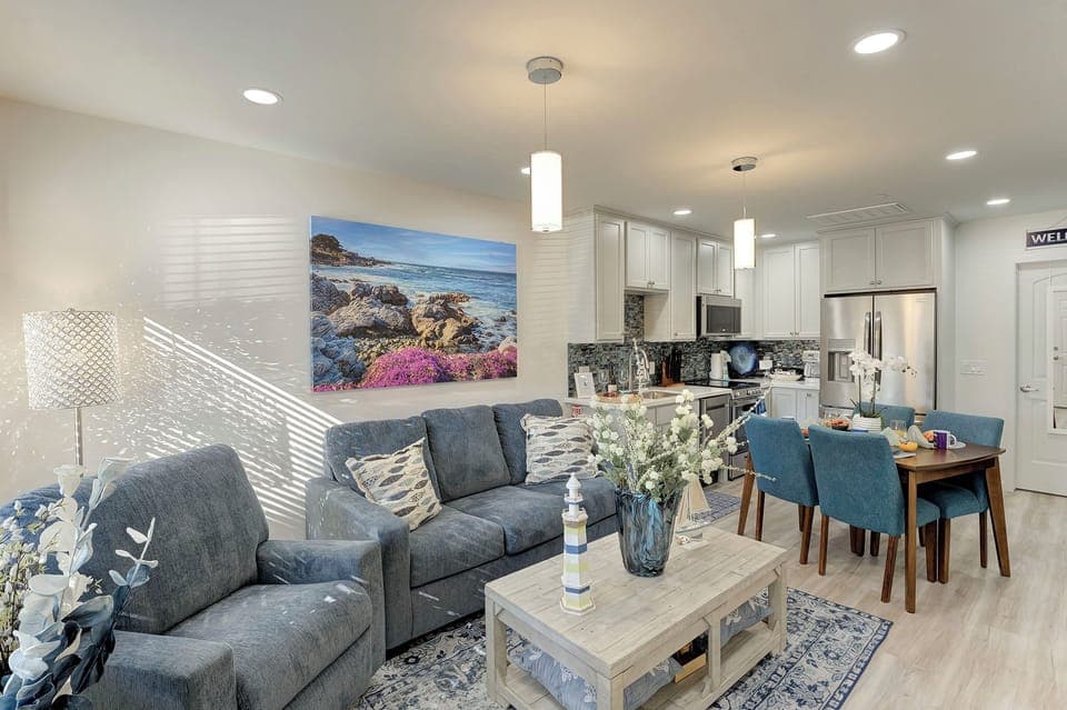 "Lighthouse Landing" in Charming Pacific Grove