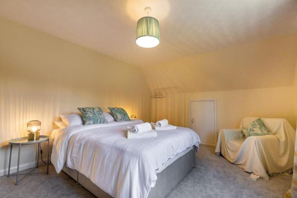 Alderfen View, Neatishead - Host & Stay