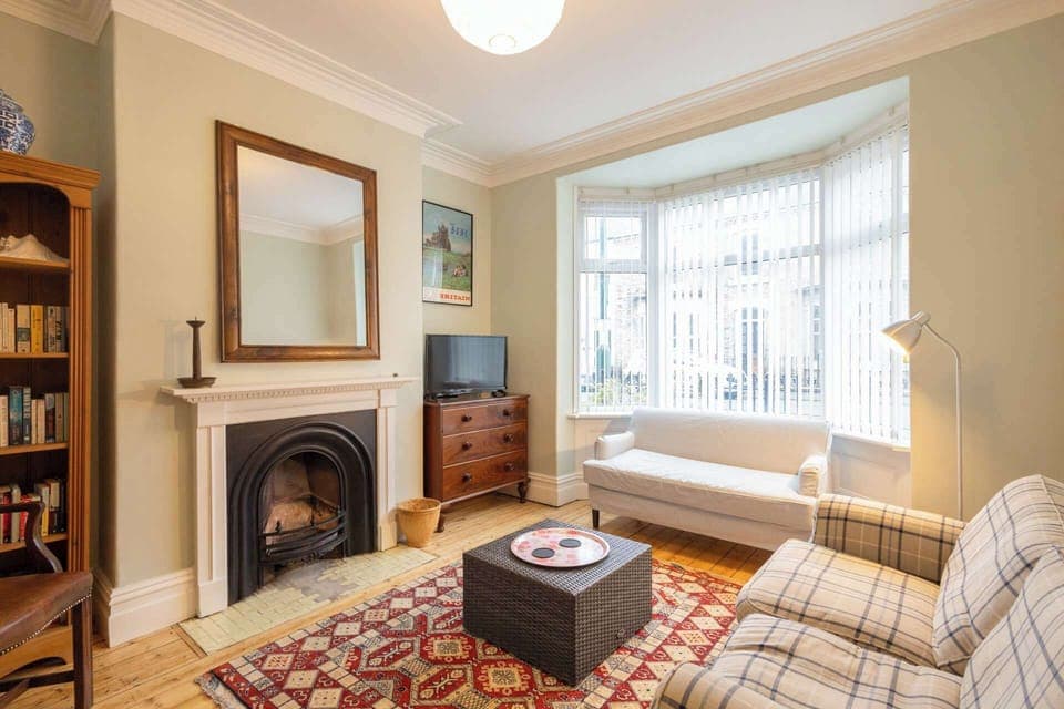 Heather House, Saltburn-by-the-Sea - Host & Stay