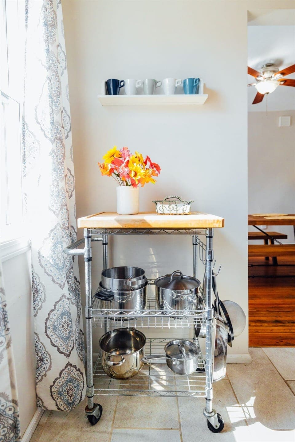 Pots and pans for easy cooking