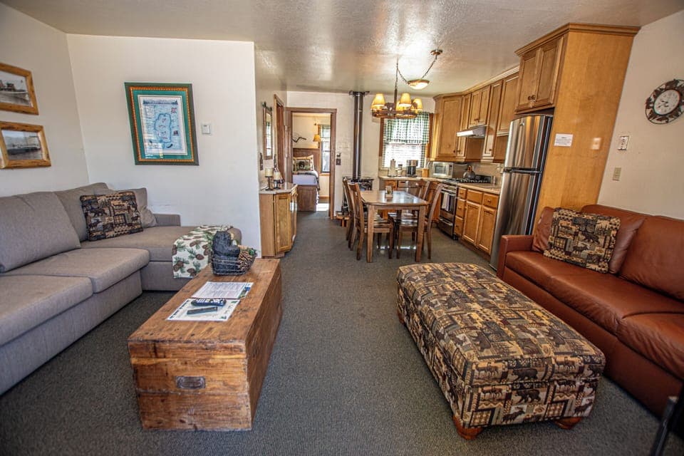 Franciscan 29 - Living Area Dining and Kitchen