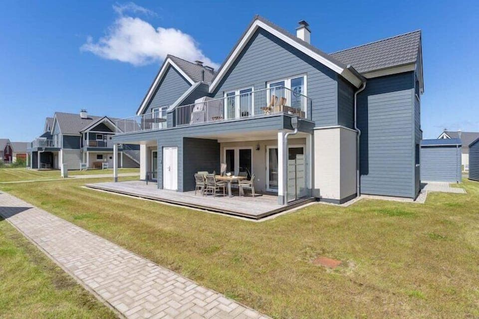 Holiday Home Exterior [summer]