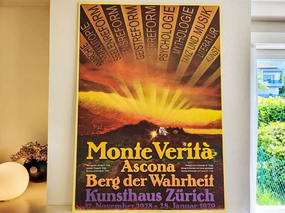 Water, Property, Plant, Building, Azure, Sky, Window, Swimming Pool, Urban Design, Leisure