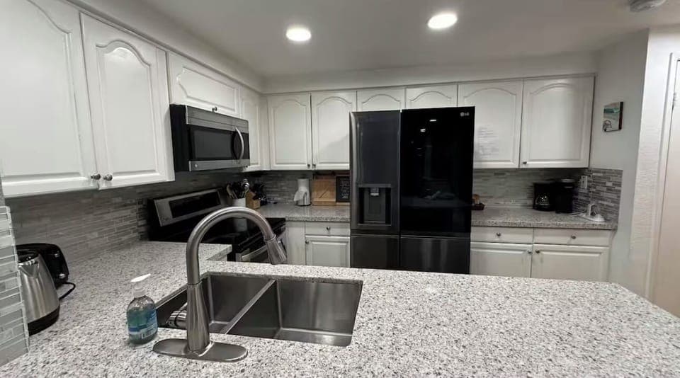 we’ll equipped kitchen