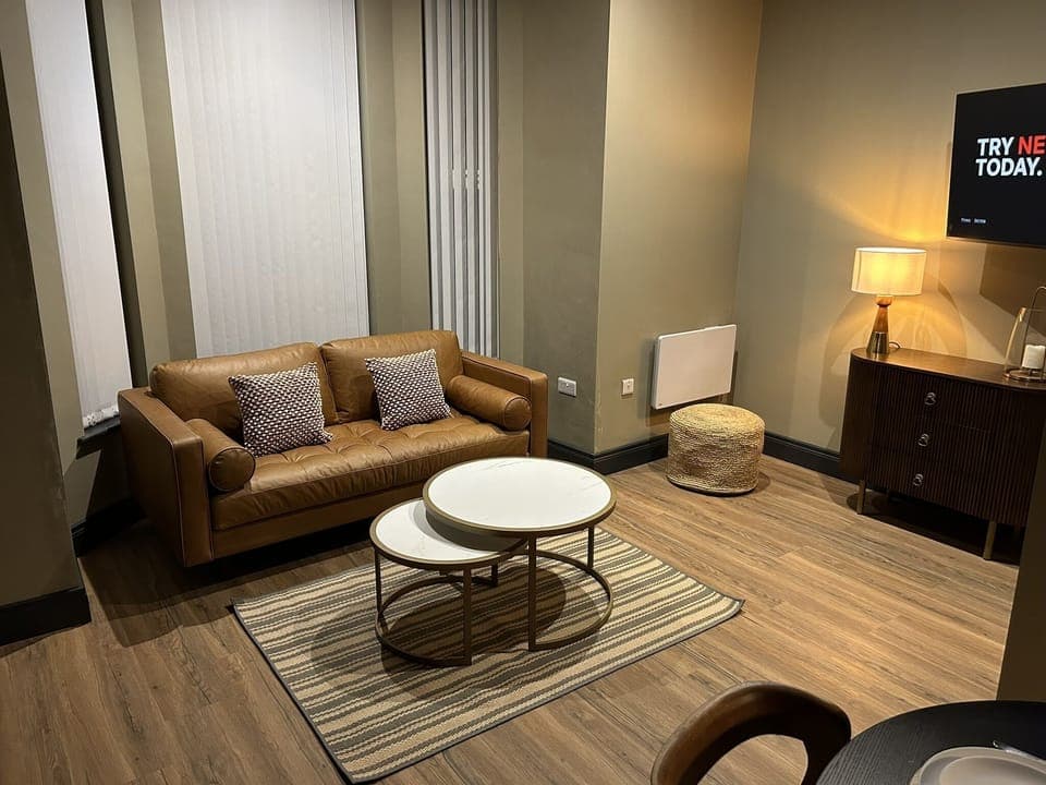 Living Room / Lounge