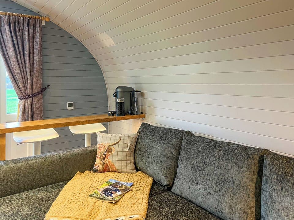 Living area | Uuu Pod - Newton Of Inshewan Farm Pods, Forfar