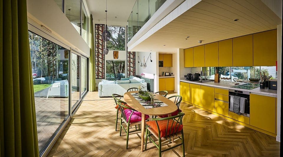 Kitchen and dining area