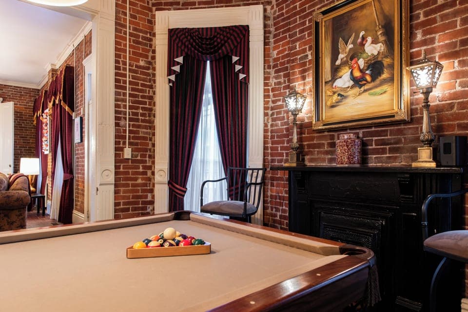 Game room