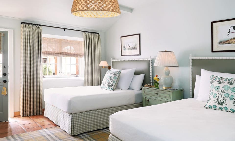 Unit with 2 Queen size beds