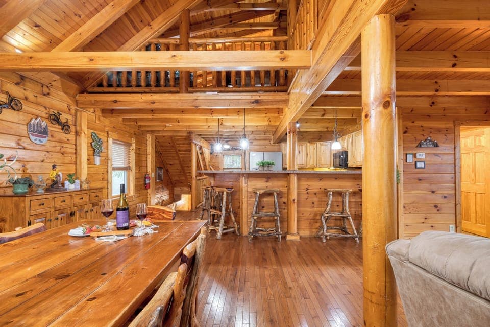 Open layout makes it easy for your group to connect.