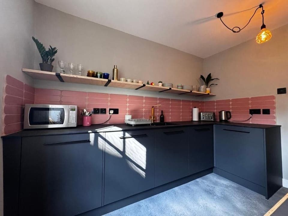 Princes Cottage, Norwich - Host & Stay