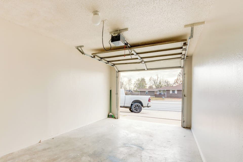 Parking | Garage (1 Vehicle) | Driveway (2 Vehicles)