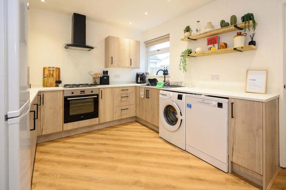 Well equipped kitchen 