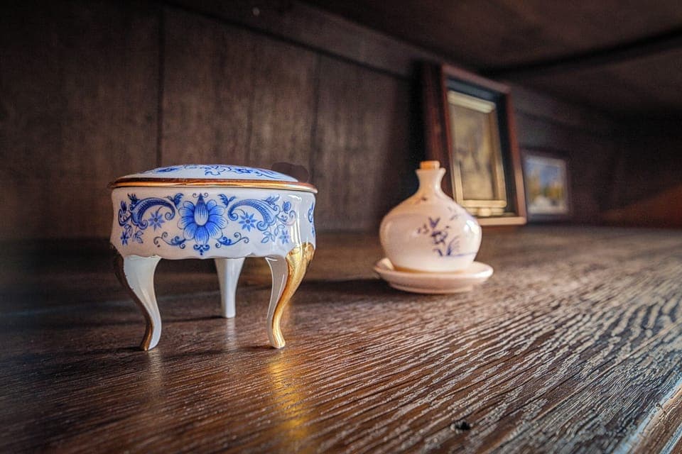 Some little interior details