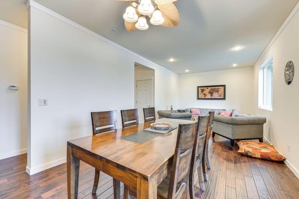 Dining Area | 1st Floor | Dishware/Flatware