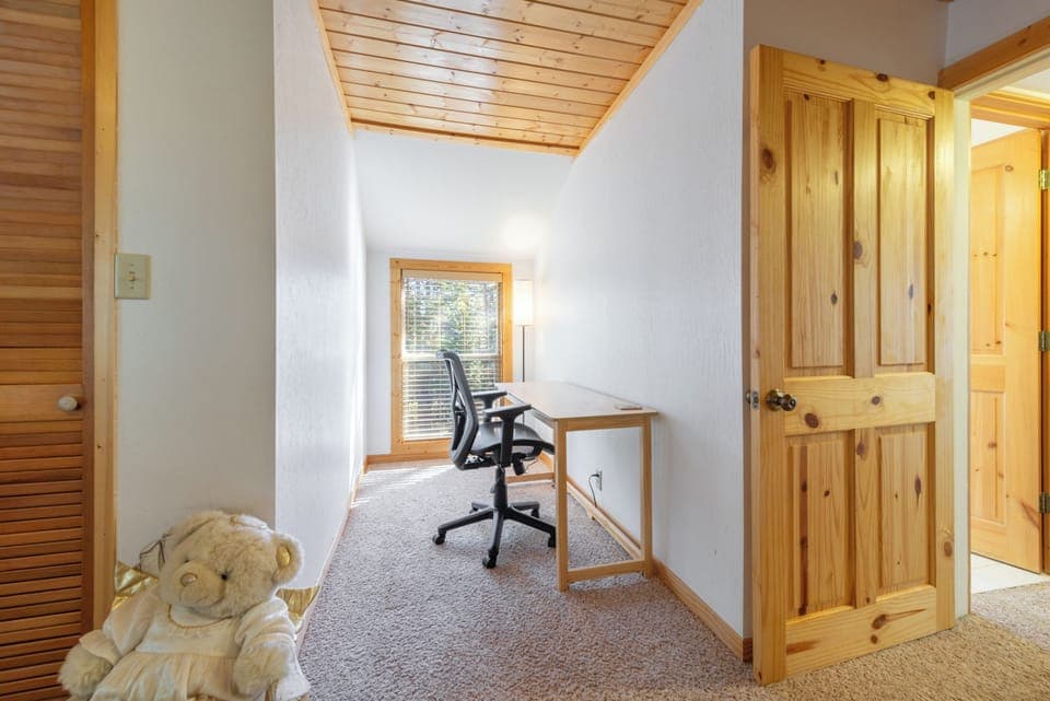 Dedicated work area in bunk room