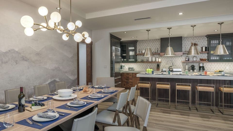 Dining to Kitchen, Main Level