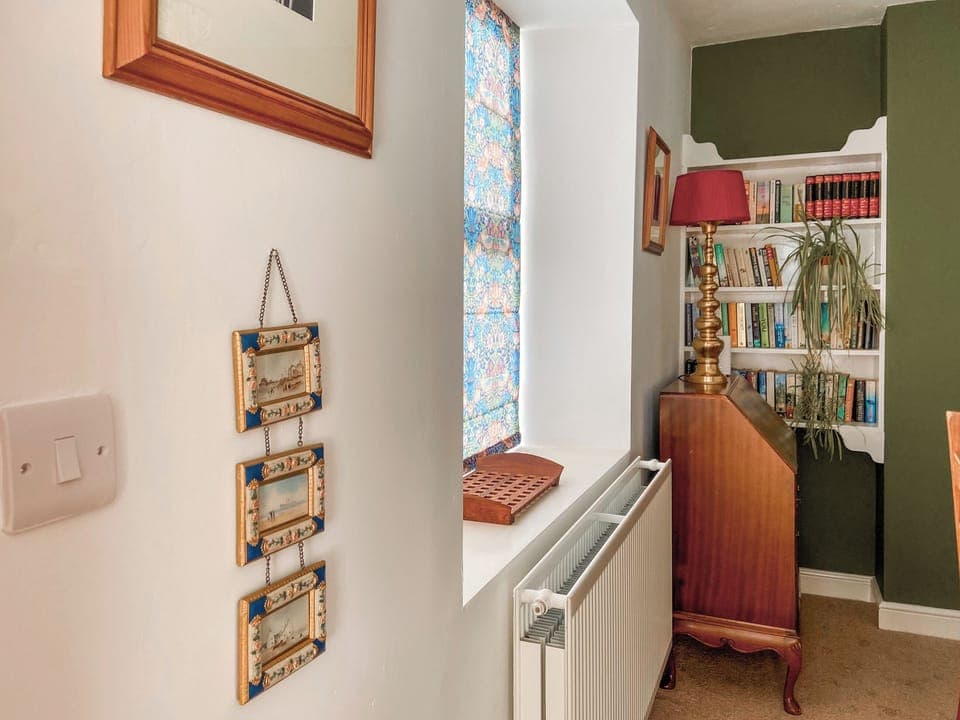 Interior | Ddwylig Isaf Farmhouse - Dwylig Isa, Rhyl and Prestatyn