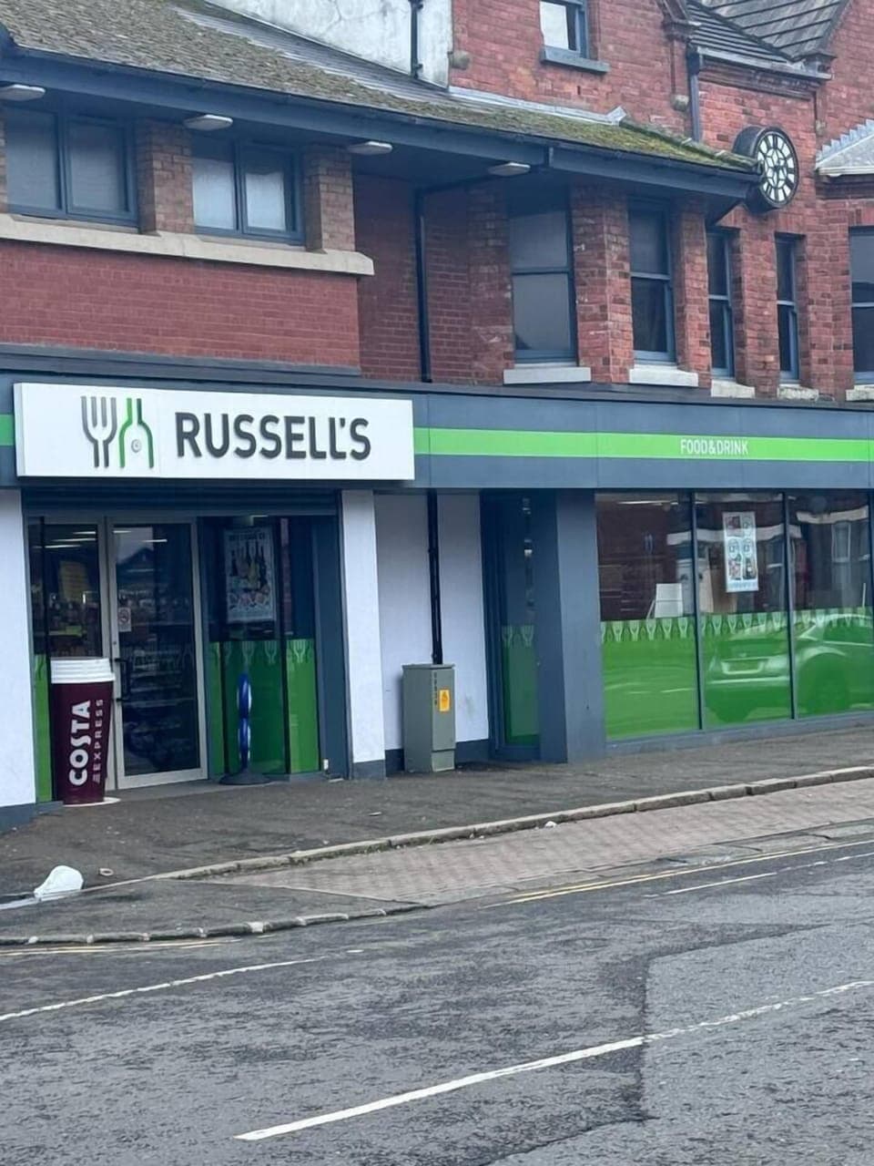 Russells Convenience Food & Off Licence - Just 300m walk on Albertbridge Road 