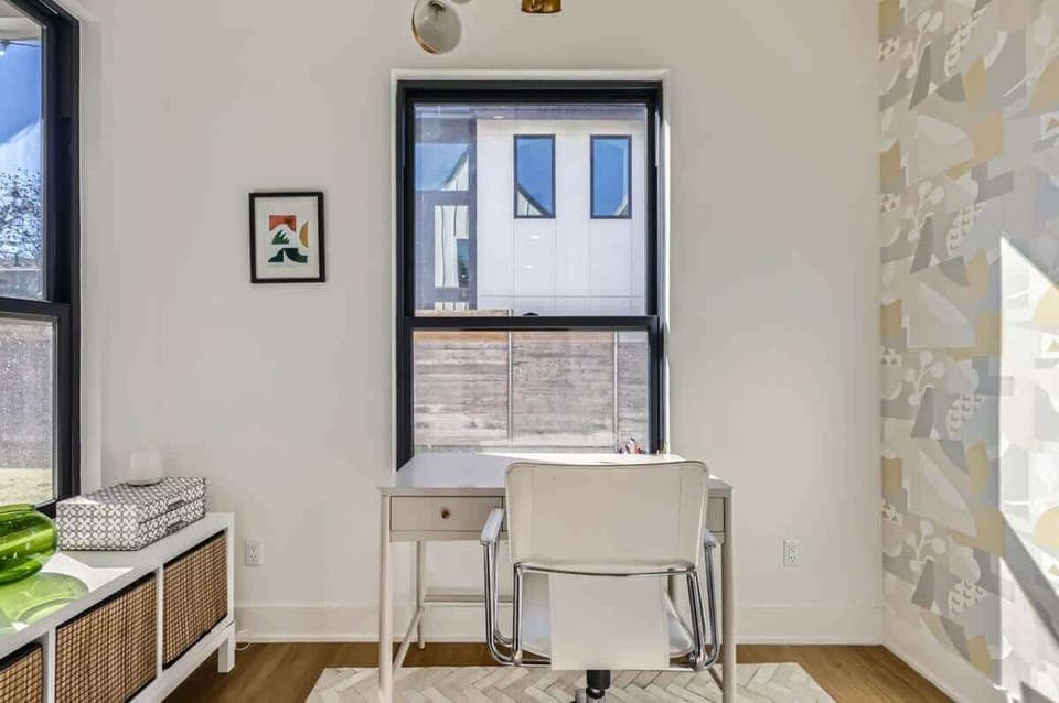 Quiet and serene workspace, that can be closed off. More than ideal for remote work or personal projects.