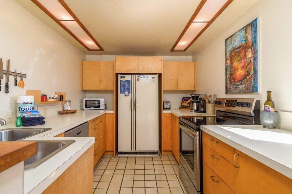 Meals will be made easy in the full kitchen 