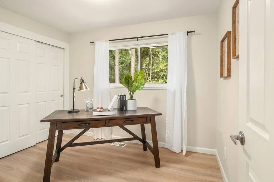 Dedicated office with high speed internet