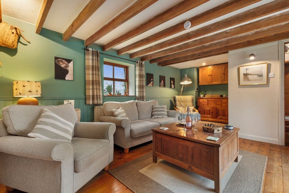 Rural Views, Rustic Charm