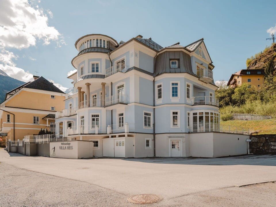 Home, Apartment, Balcony, Sash Window, Mansion, Villa