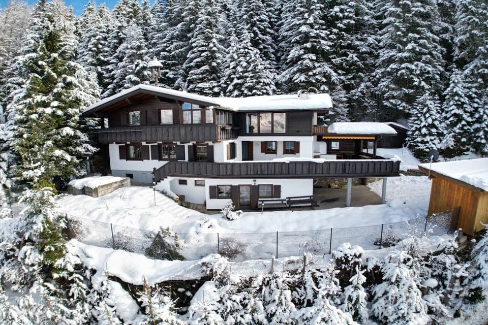 Holiday Home Exterior [winter]
