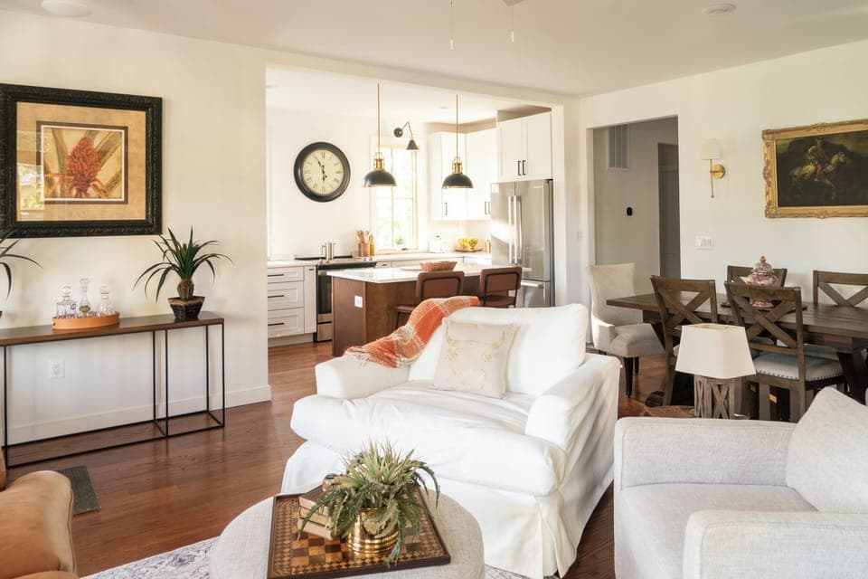 Open Living Area
