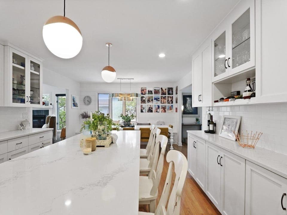 Island Seating For Four