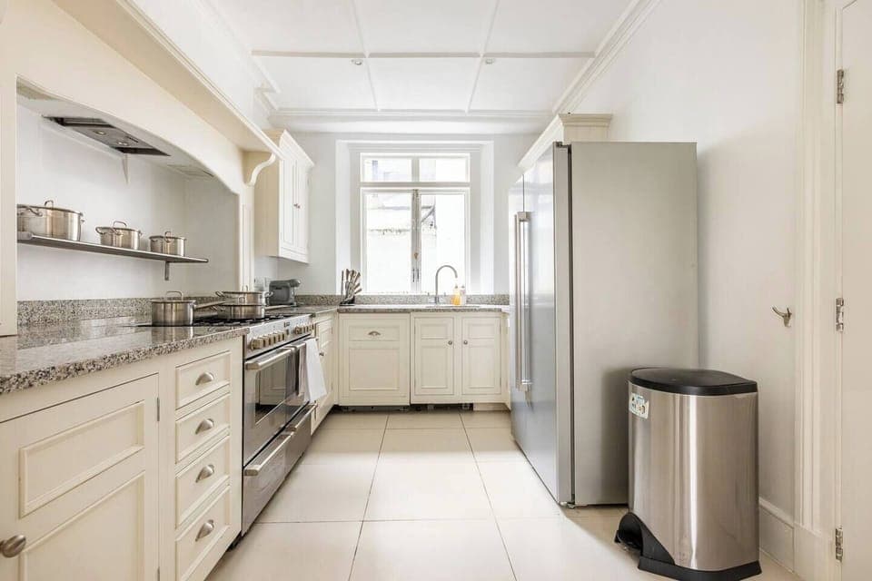 Kitchen area
