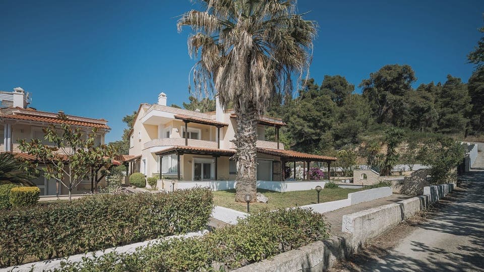 Encore Sea Side Villa, Posidi (1)