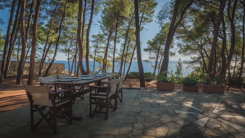 Squirrel BeachFront Villa, Metamorfosi (1)