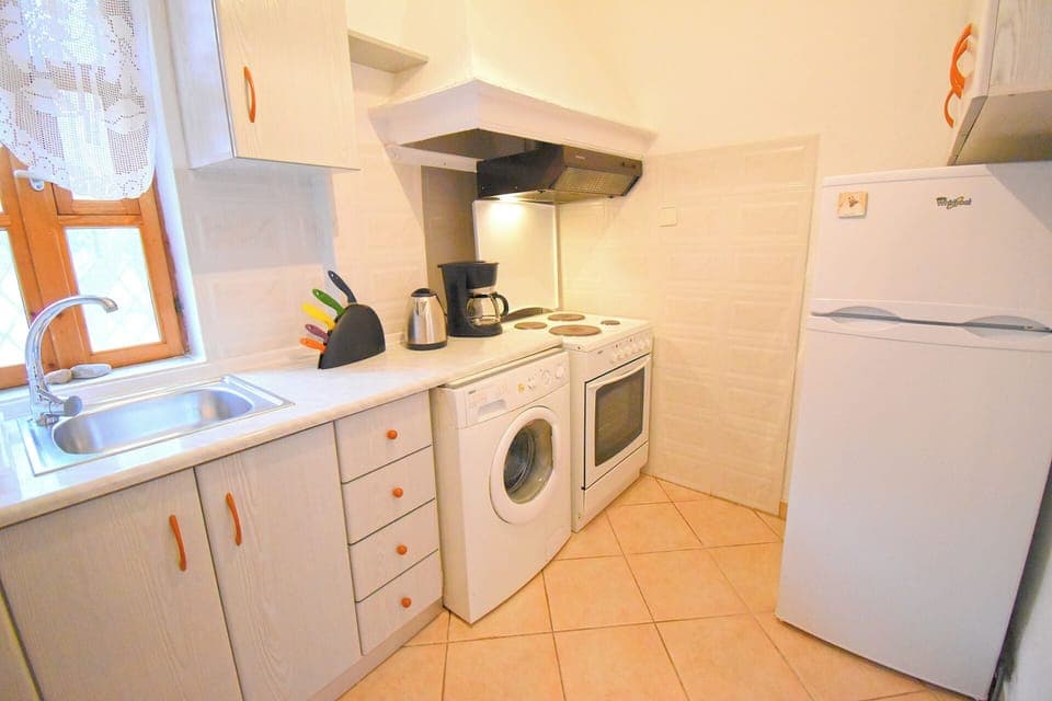 Barlee BeachFront GroundFloor Apartment, Metamorfosi (18)