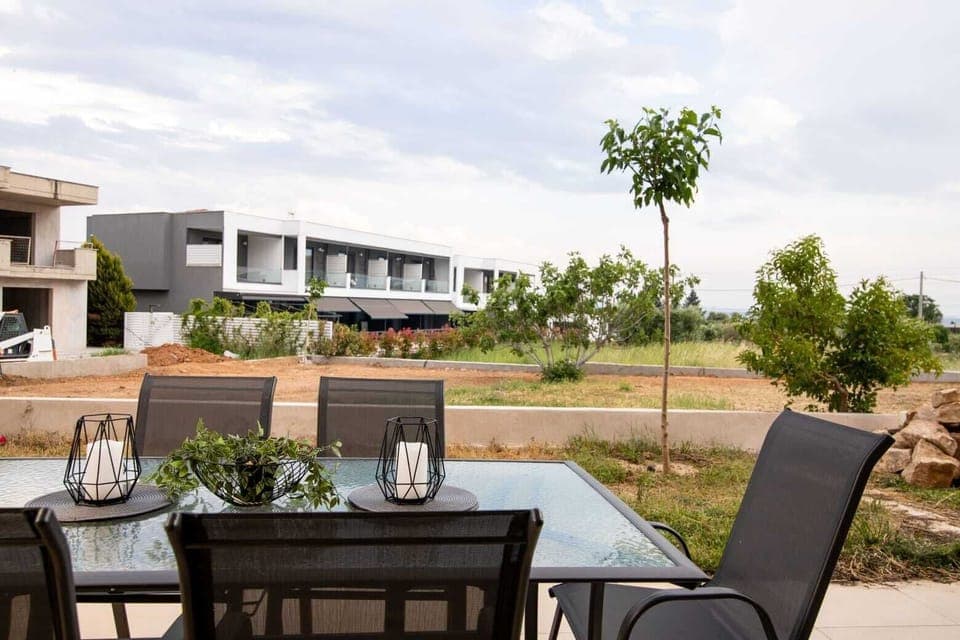 Harry Sea Side Family Apartment, Yerakini (1)