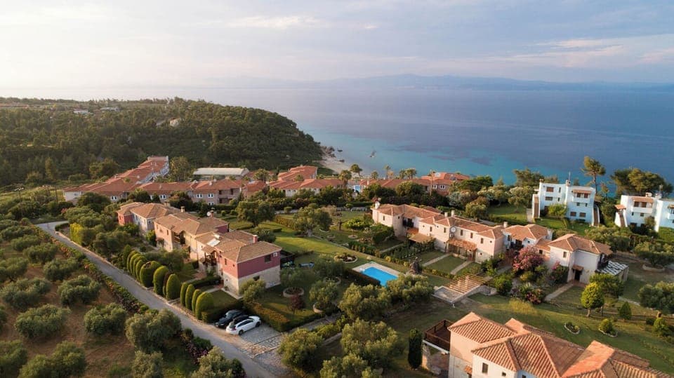 Rastoni Fabienne Shared Pool, Afitos (1)